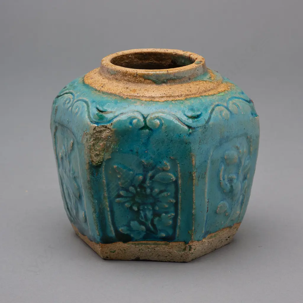 Chinese stoneware jar, Image 1++